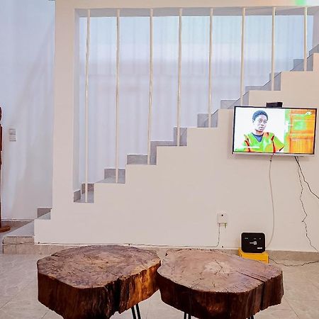 Duplex Mbote Brazzavile 布拉柴维尔 外观 照片