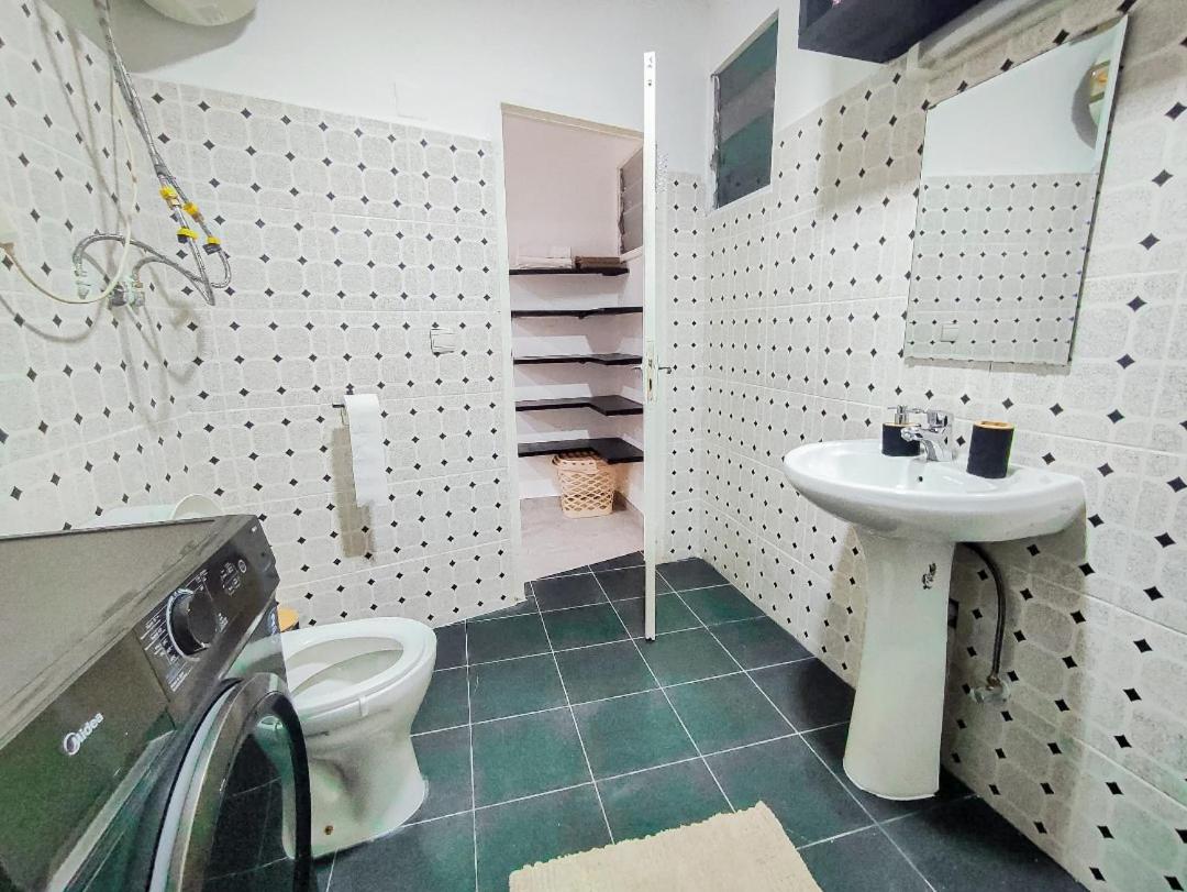 Duplex Mbote Brazzavile 布拉柴维尔 外观 照片